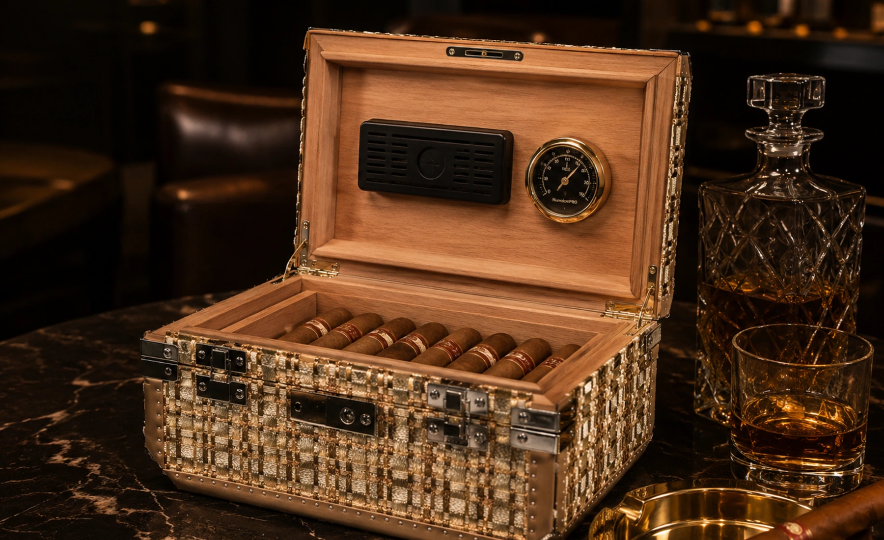 Ember Humidor material and functional view