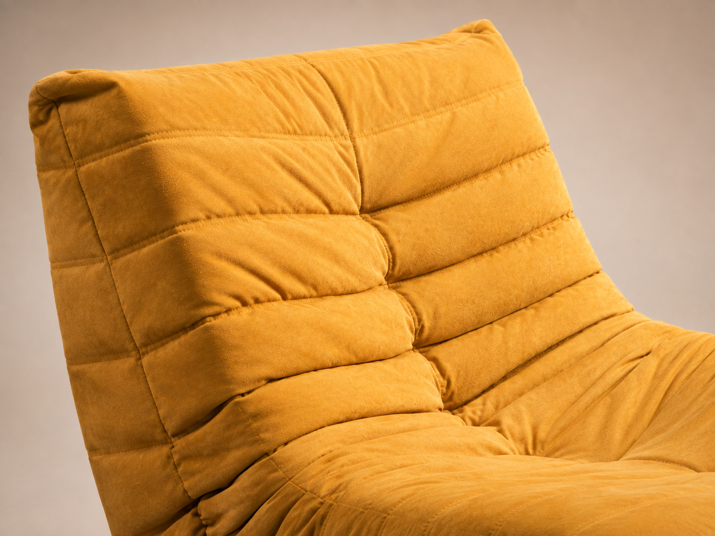 Nest Recliner enveloping back support