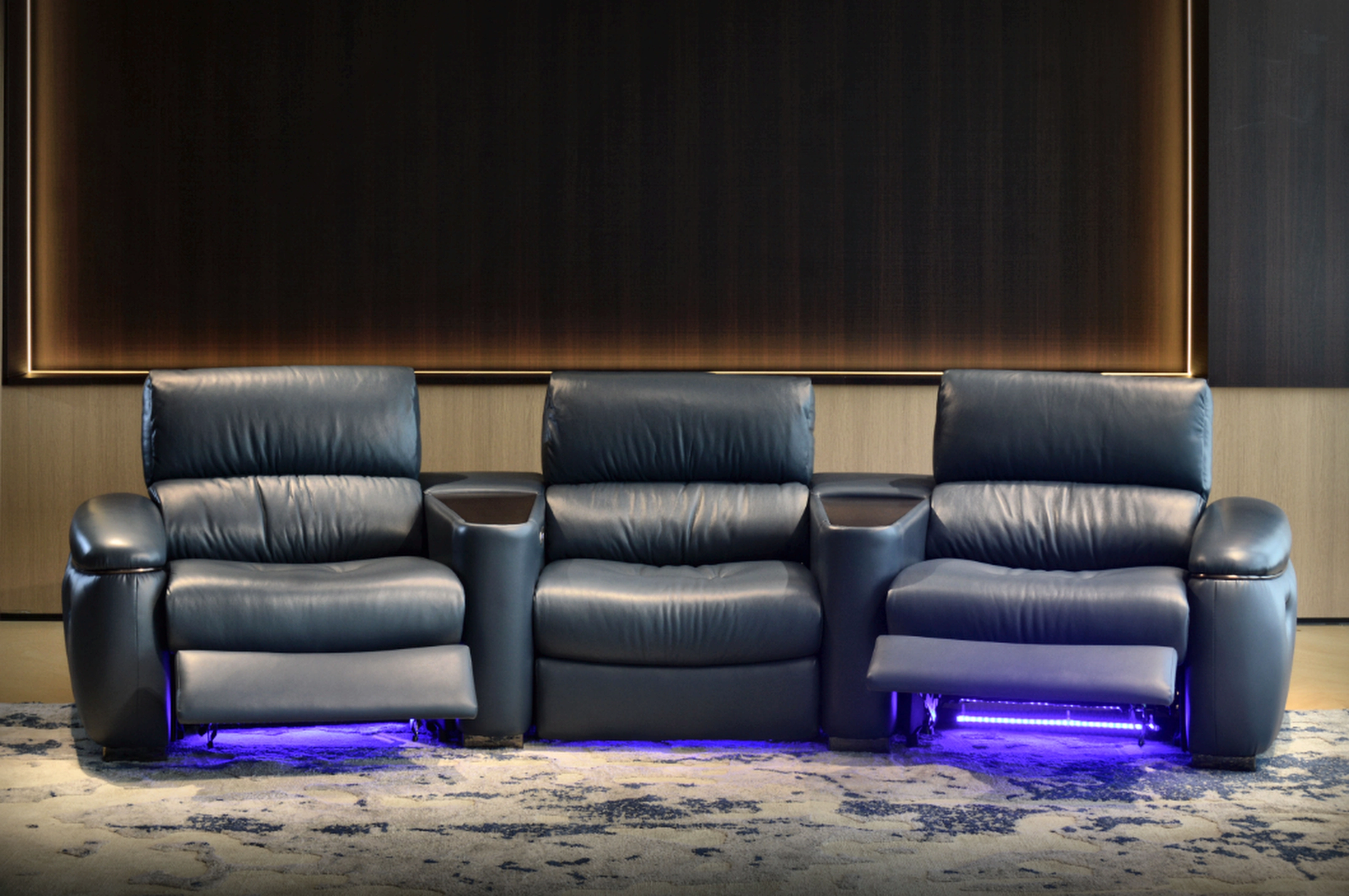 Grand Row wide-body private cinema seating